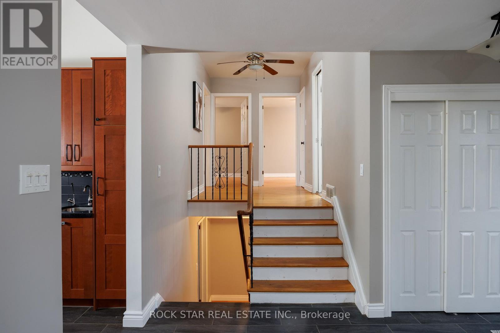 2144 Shelley Road, Oakville, Ontario  L6L 2K2 - Photo 26 - W12927214