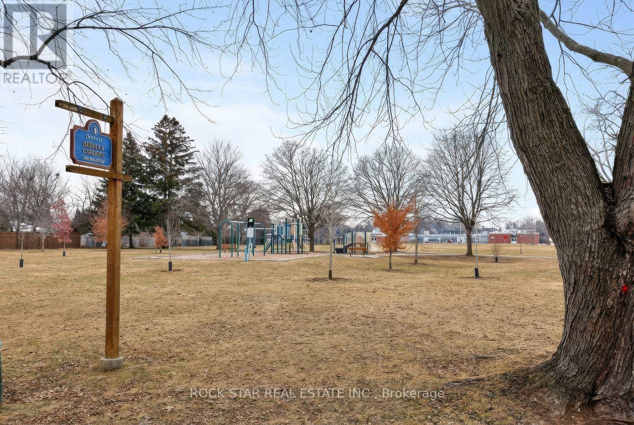 2144 Shelley Road, Oakville, Ontario  L6L 2K2 - Photo 7 - W12927214