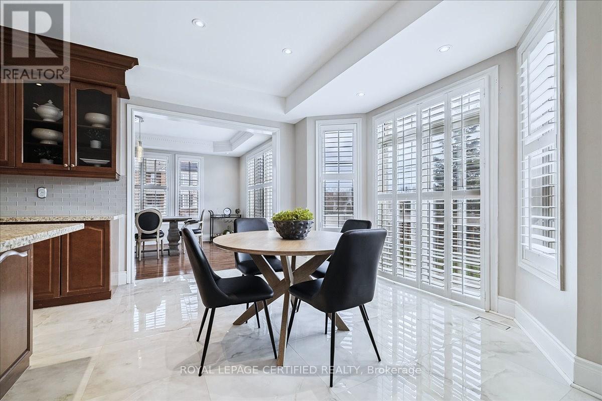 2523 Highmount Crescent, Oakville, Ontario  L6M 4Z1 - Photo 13 - W12927220