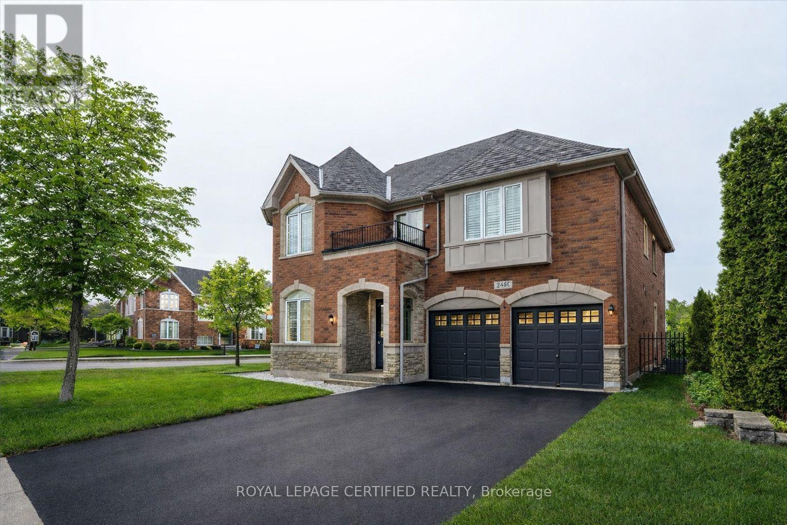 2523 Highmount Crescent, Oakville, Ontario  L6M 4Z1 - Photo 2 - W12927220