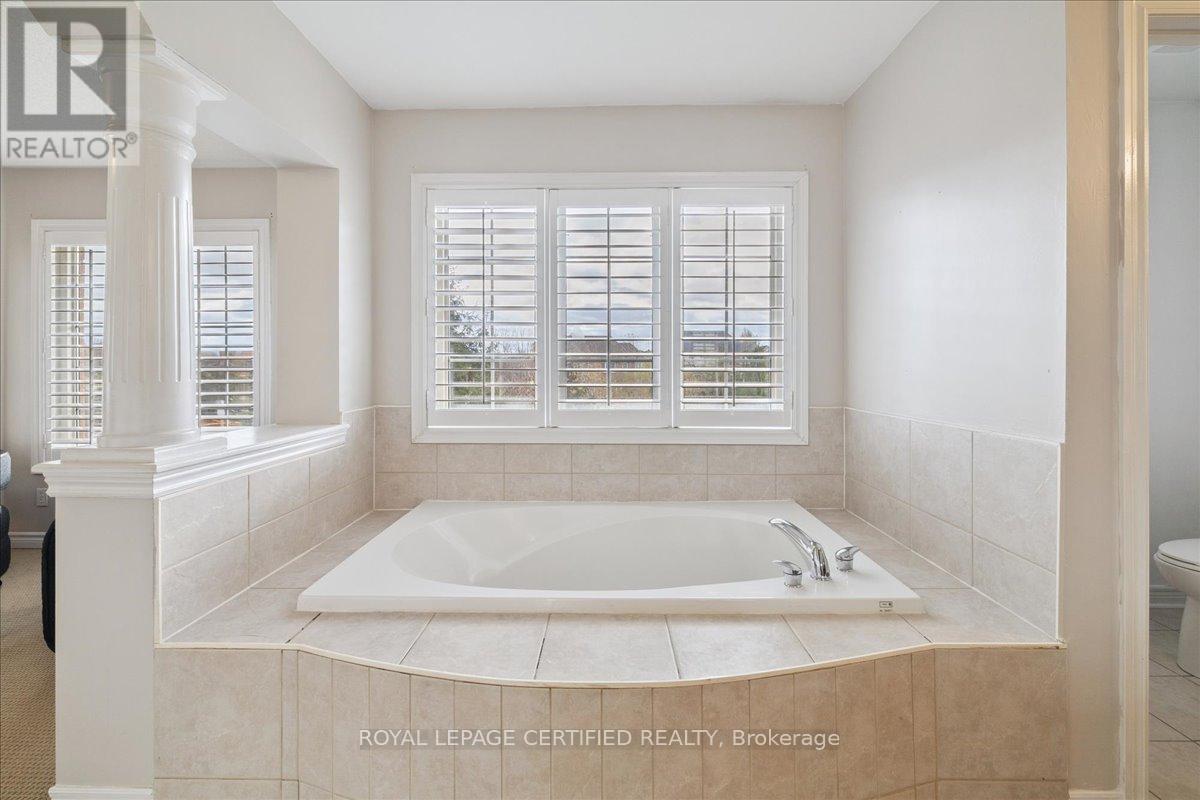 2523 Highmount Crescent, Oakville, Ontario  L6M 4Z1 - Photo 25 - W12927220