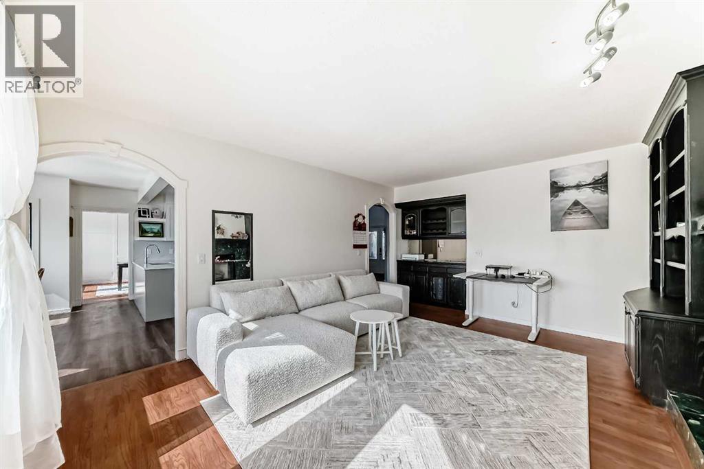 40 Christie Cairn Square SW, Calgary, Alberta  T3H 2Z2 - Photo 10 - A2296171