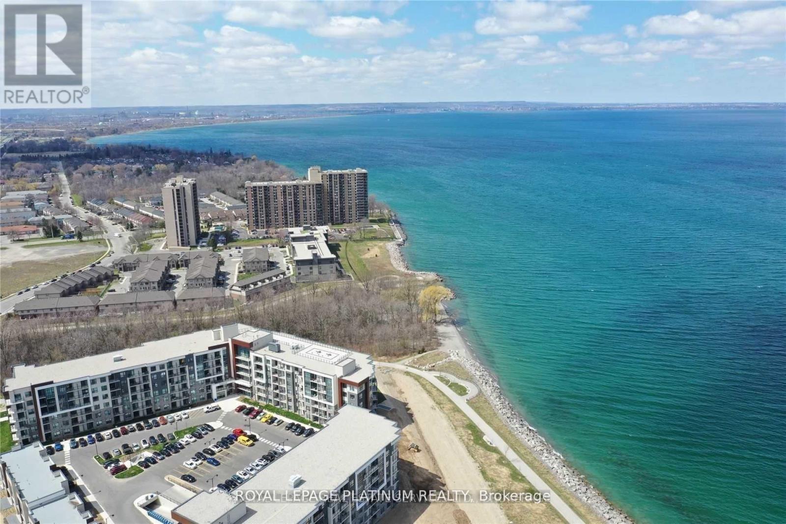 233 - 125 Shoreview Place, Hamilton, Ontario  L8E 0K3 - Photo 2 - X12927158