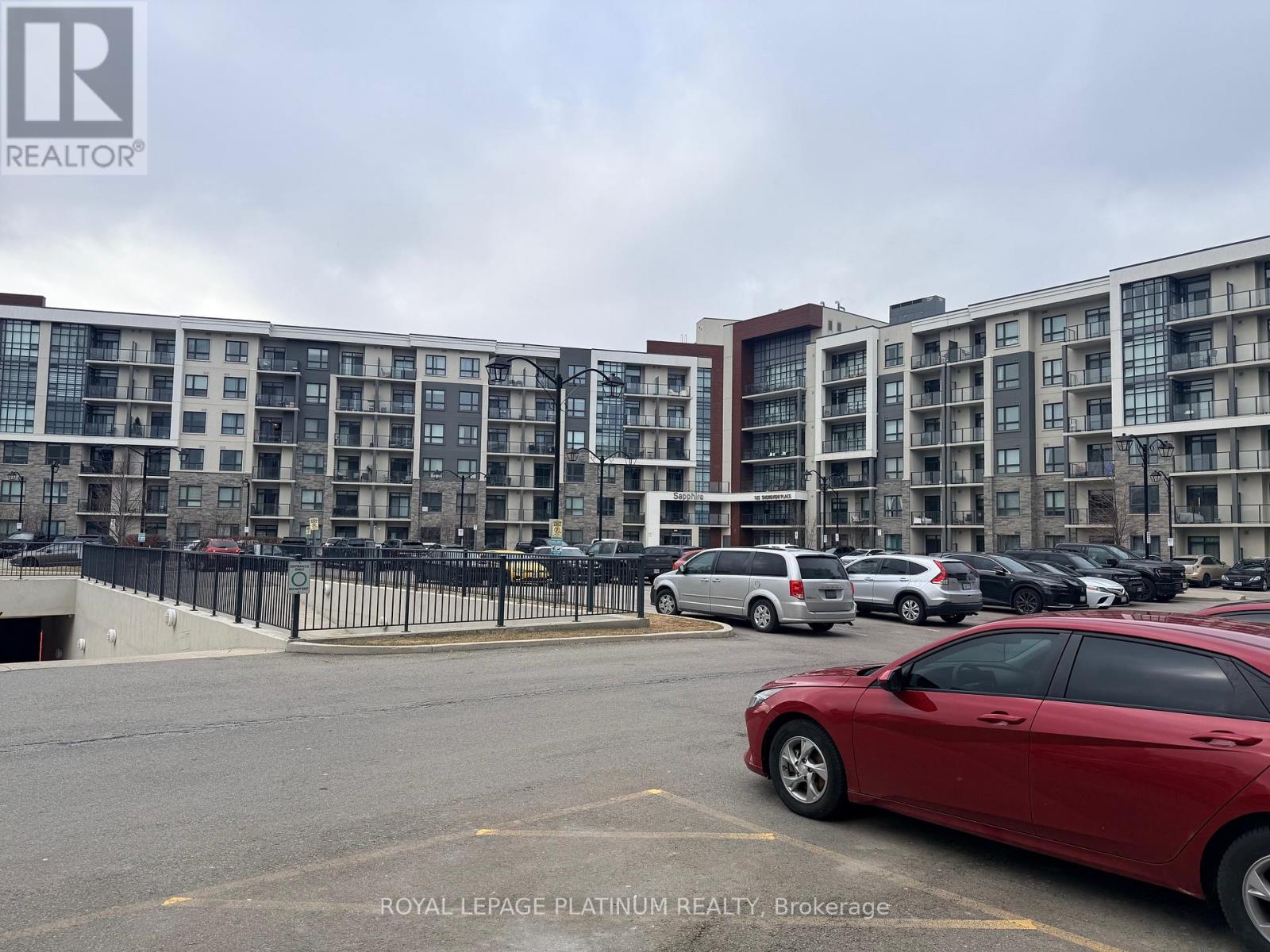 233 - 125 Shoreview Place, Hamilton, Ontario  L8E 0K3 - Photo 3 - X12927158