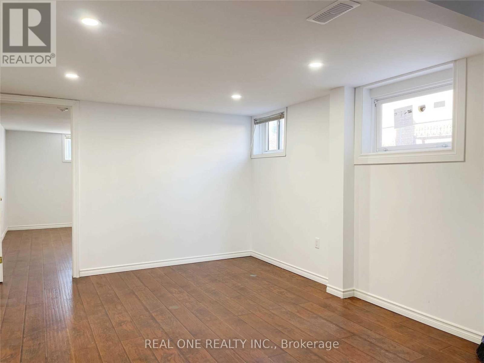 Basement - 36 Victor Boulevard, Hamilton, Ontario  L9A 2V4 - Photo 5 - X12927200