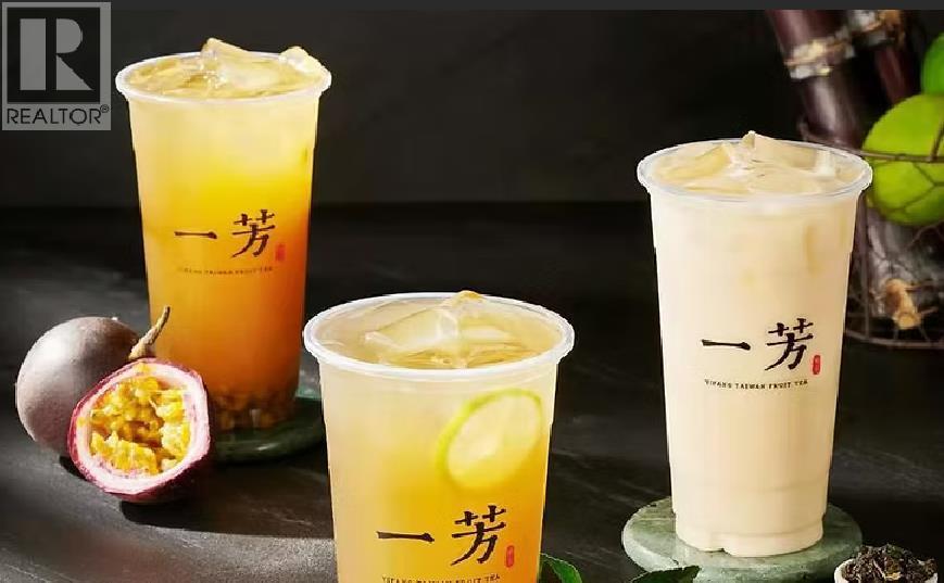 1607 Centre Street Nw, Calgary, Alberta  T2E 2S2 - Photo 1 - A2262389