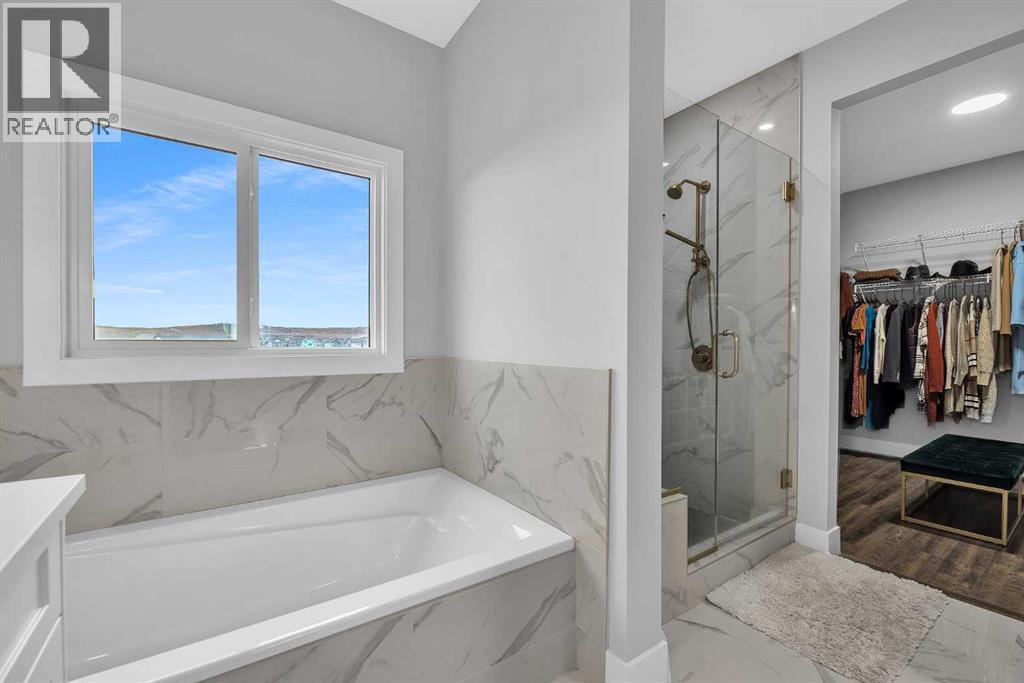 127 Creekstone Park Sw, Calgary, Alberta  T2X 5E9 - Photo 25 - A2293569