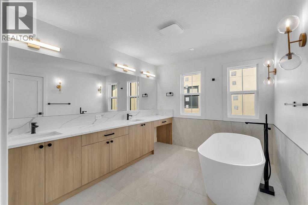 51 North Bridges Garden, Langdon, Alberta  T0J 1X3 - Photo 25 - A2296104