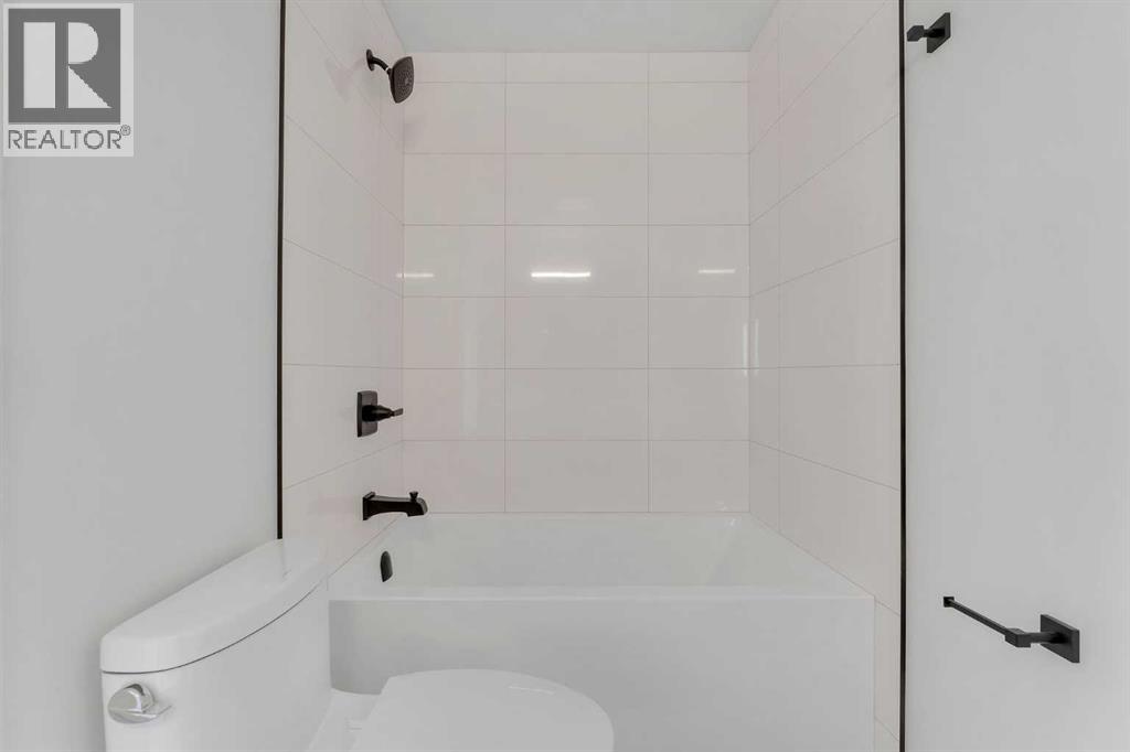 51 North Bridges Garden, Langdon, Alberta  T0J 1X3 - Photo 33 - A2296104