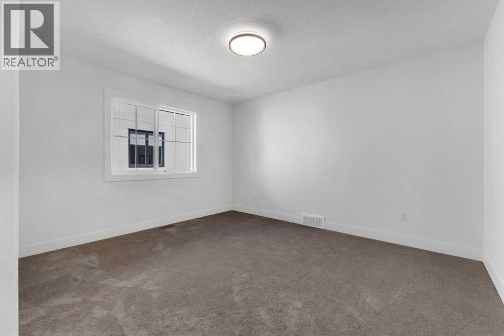 51 North Bridges Garden, Langdon, Alberta  T0J 1X3 - Photo 36 - A2296104