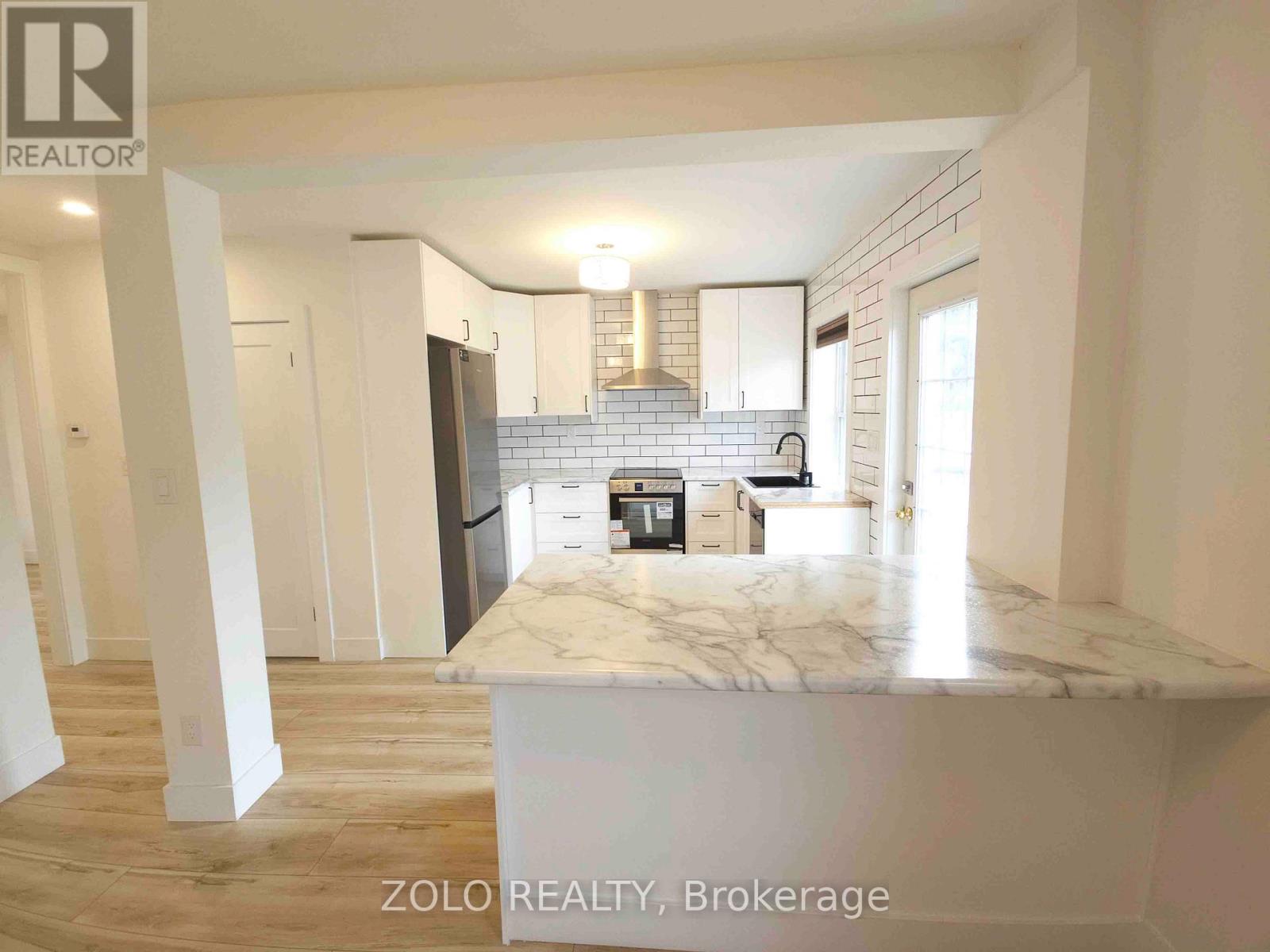 1504 King Street E, Hamilton, Ontario  L8K 1S8 - Photo 13 - X12883564