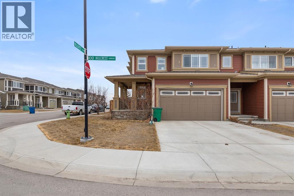 242 Hillcrest Square Sw, Airdrie, Alberta  T4B 4J2 - Photo 4 - A2295317