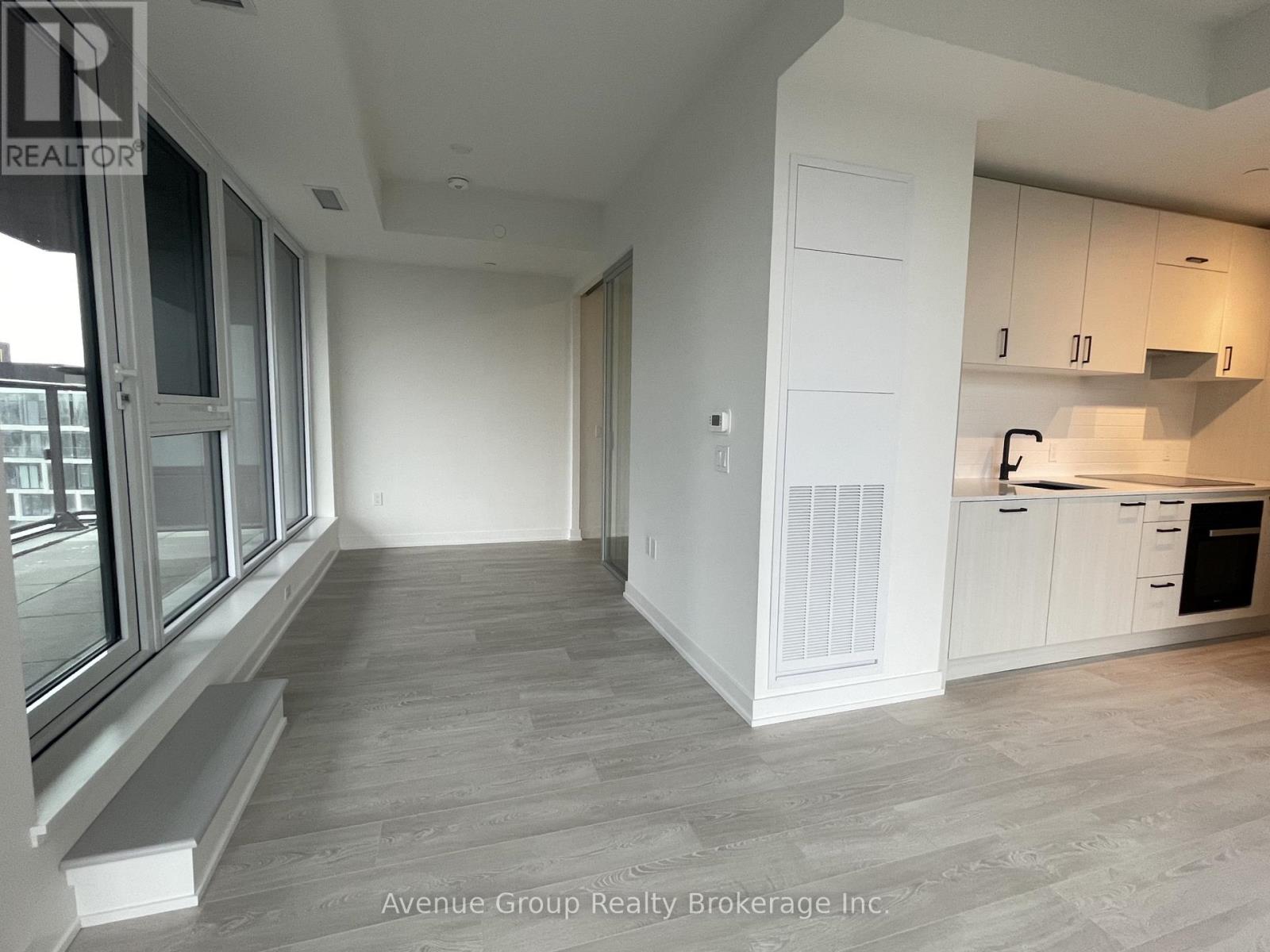 811 - 5 Quarrington Lane, Toronto, Ontario  M3C 0S5 - Photo 5 - C12927230