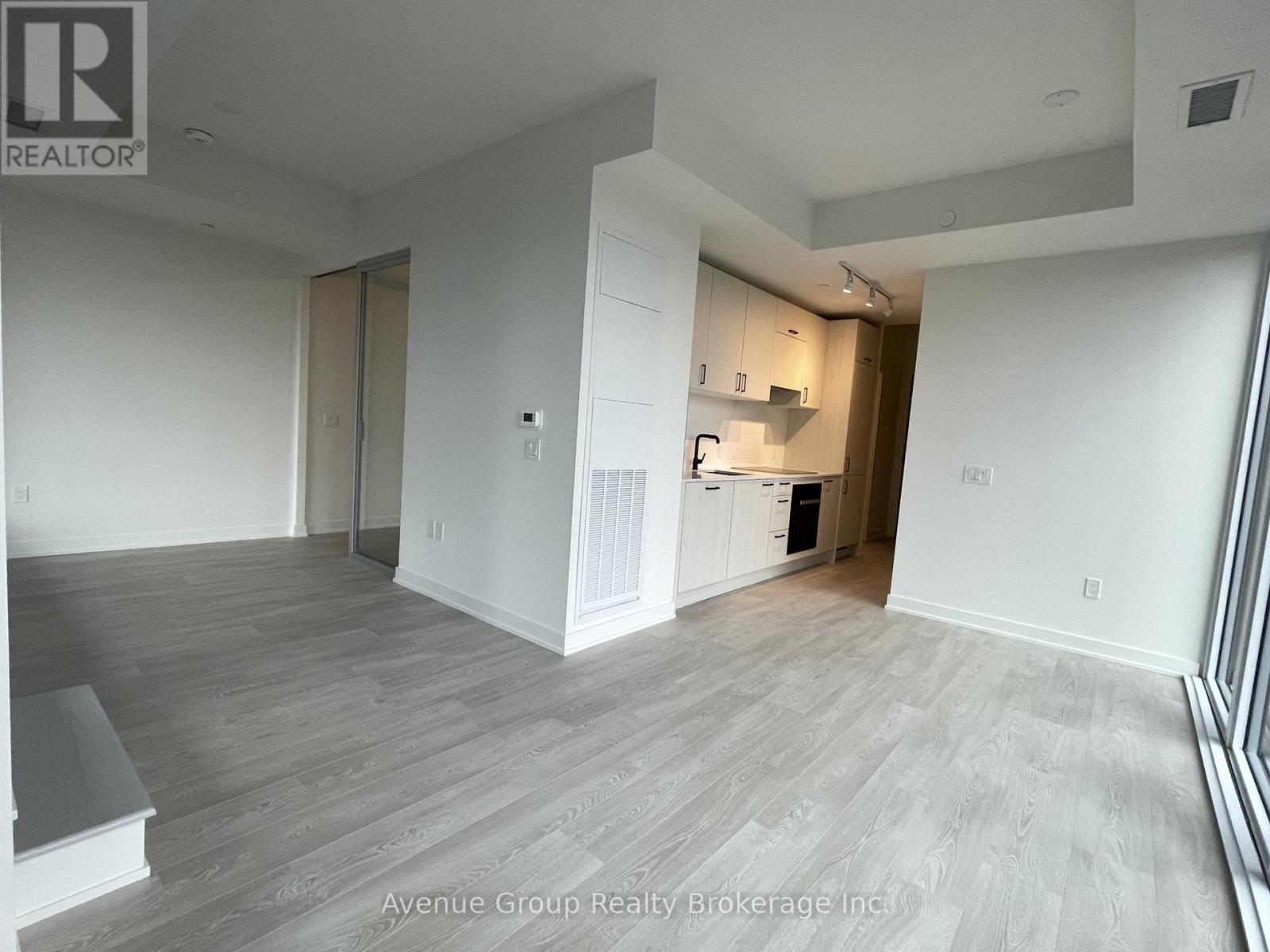 811 - 5 Quarrington Lane, Toronto, Ontario  M3C 0S5 - Photo 6 - C12927230