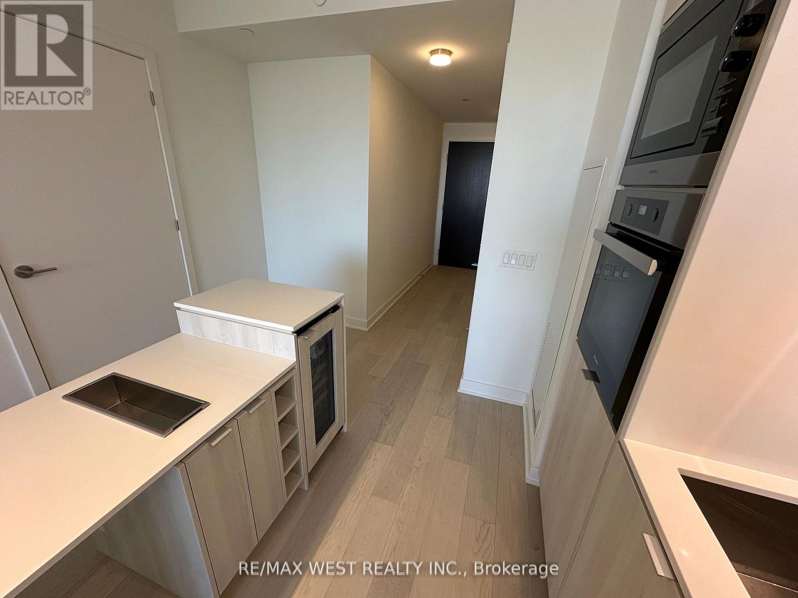 2804 - 11 Yorkville Avenue, Toronto, Ontario  M4W 0B7 - Photo 12 - C12927234