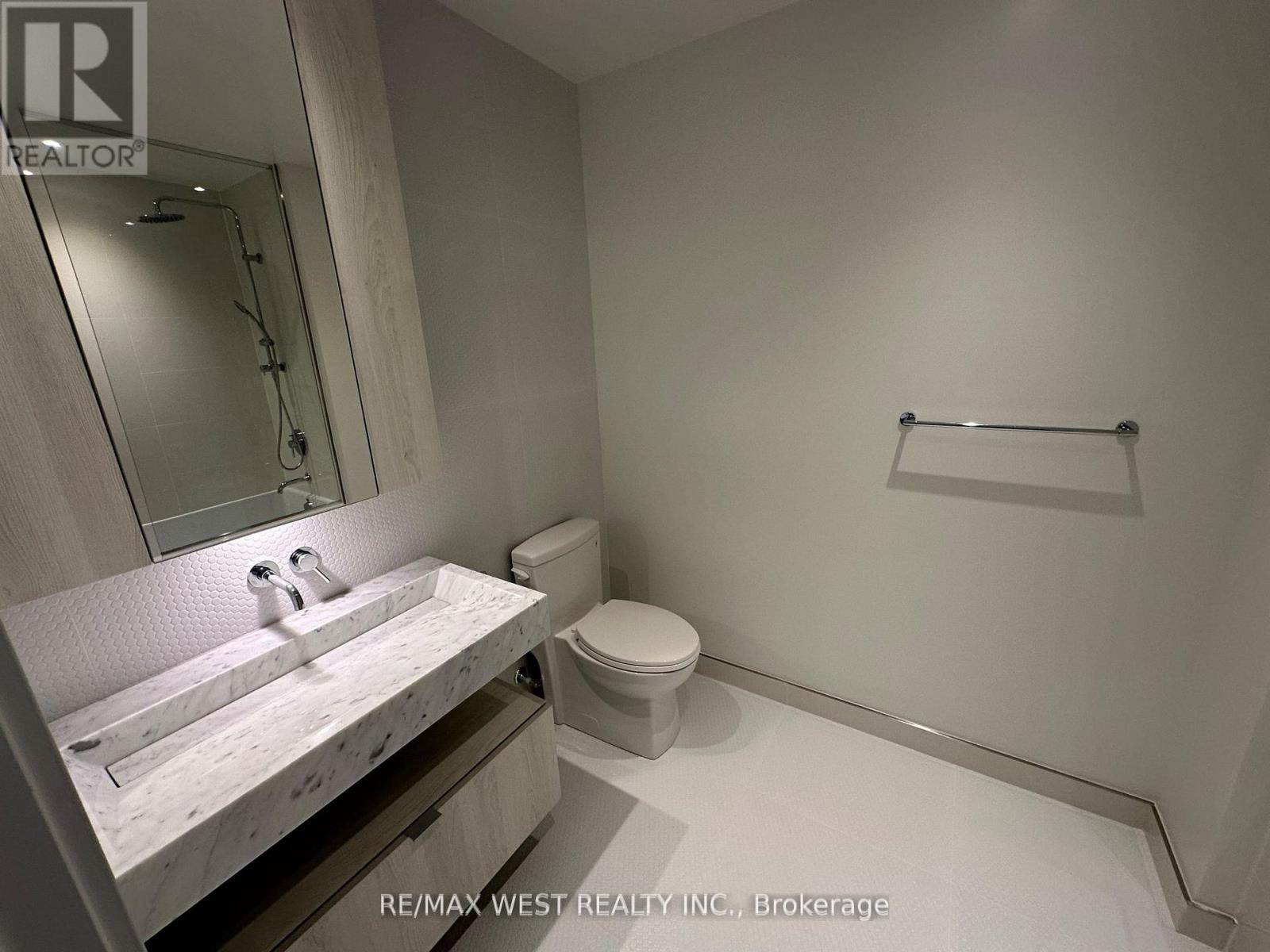 2804 - 11 Yorkville Avenue, Toronto, Ontario  M4W 0B7 - Photo 22 - C12927234