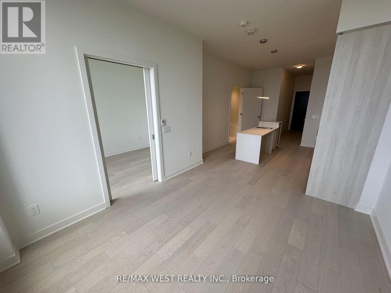 2804 - 11 Yorkville Avenue, Toronto, Ontario  M4W 0B7 - Photo 32 - C12927234