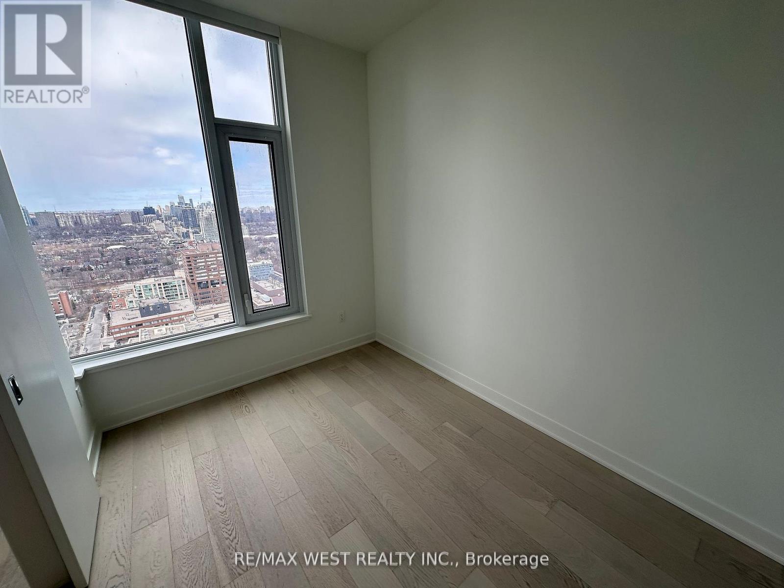 2804 - 11 Yorkville Avenue, Toronto, Ontario  M4W 0B7 - Photo 35 - C12927234