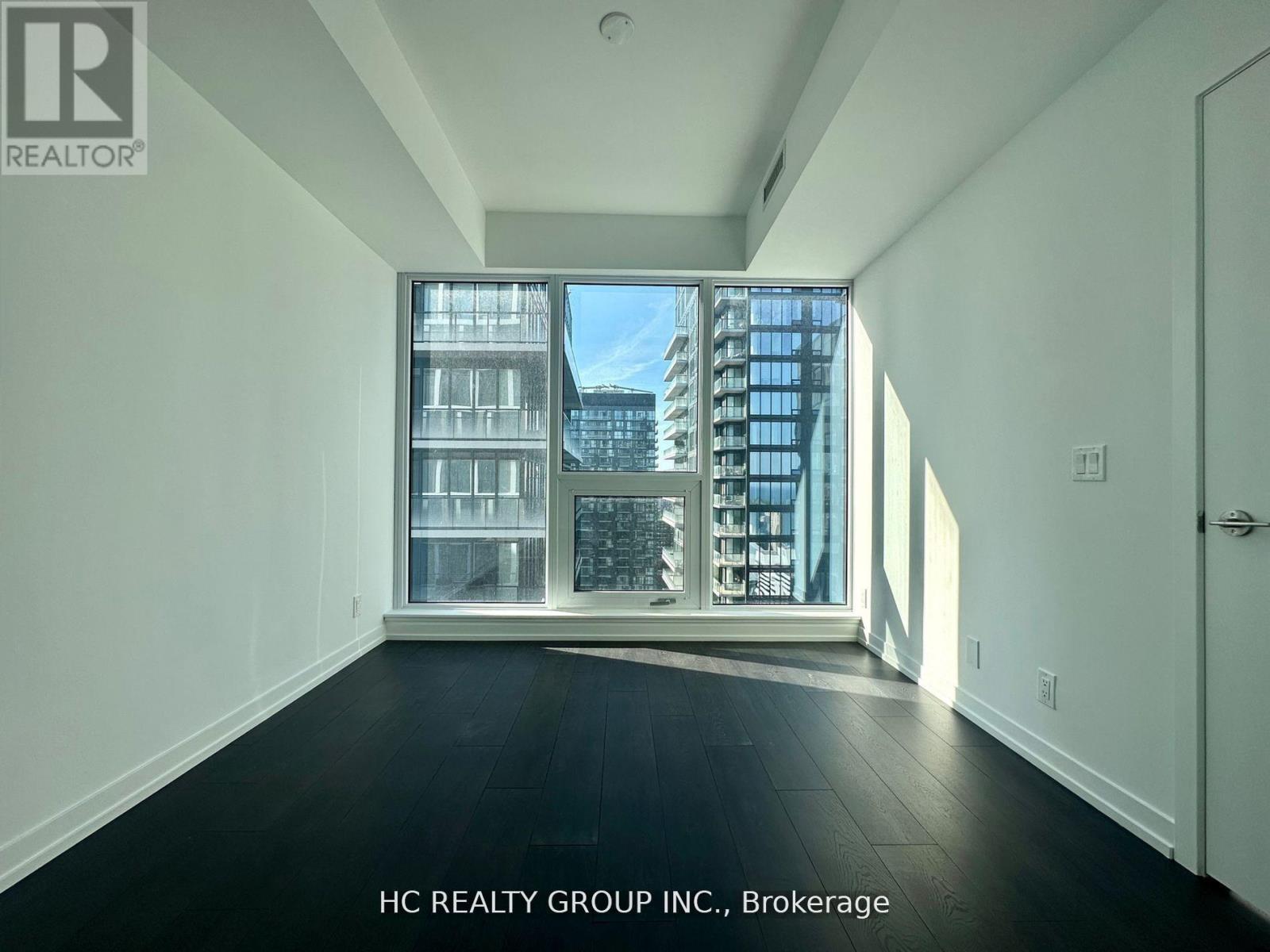 4707 - 55 Mercer Street, Toronto, Ontario  M5V 0W4 - Photo 10 - C12927252