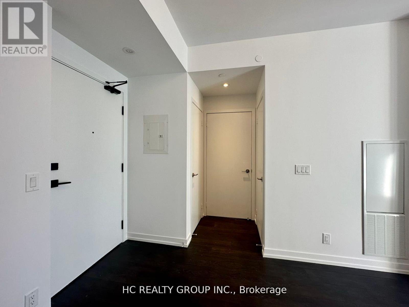 4707 - 55 Mercer Street, Toronto, Ontario  M5V 0W4 - Photo 4 - C12927252