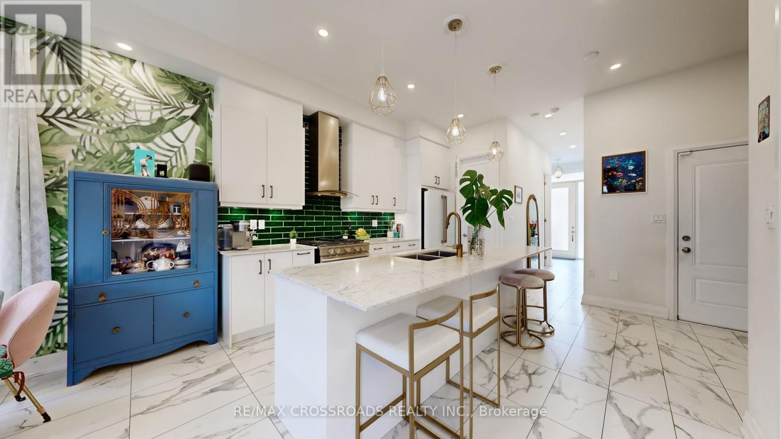 9 Elder Street, Richmond Hill, Ontario L4S 0H2 - Photo 2 - N12927232