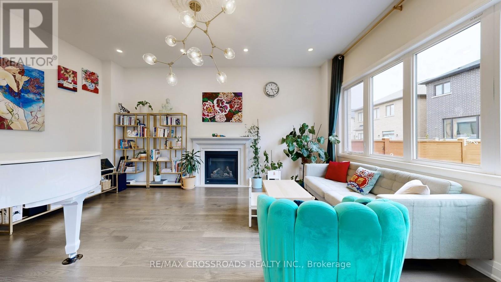 9 Elder Street, Richmond Hill, Ontario L4S 0H2 - Photo 4 - N12927232