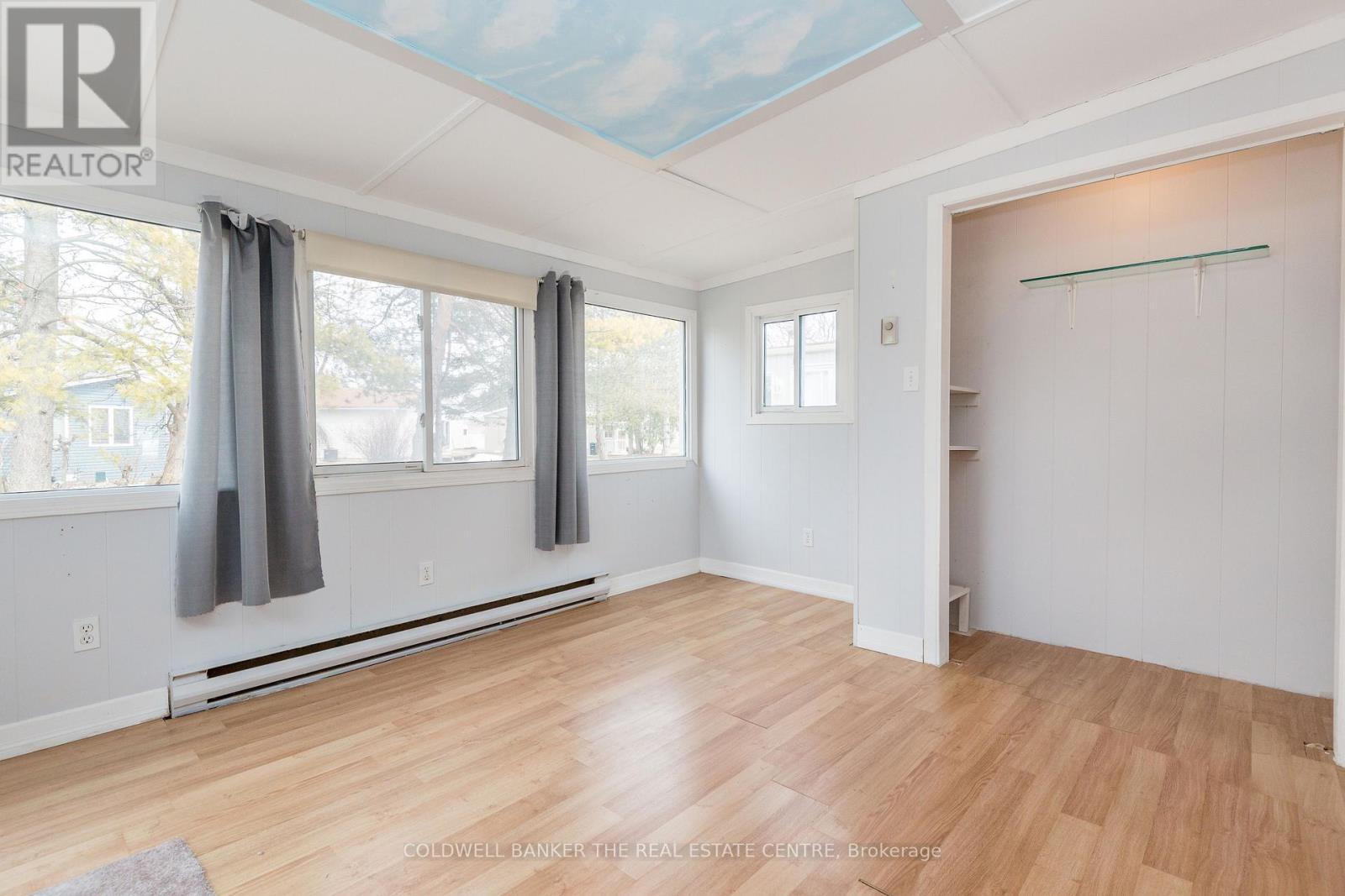 60 Linden Lane, Innisfil, Ontario  L9S 1P2 - Photo 17 - N12927260