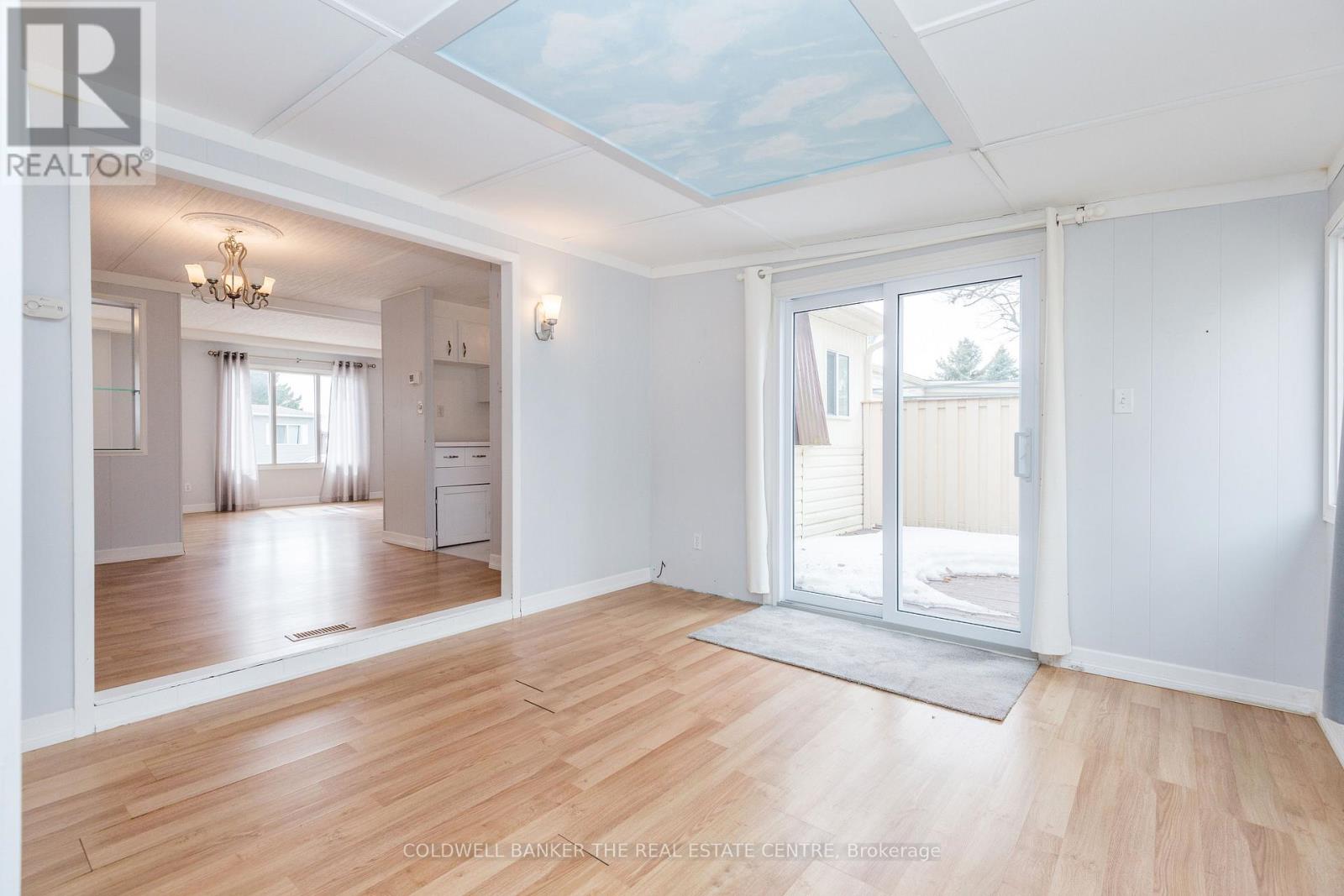 60 Linden Lane, Innisfil, Ontario  L9S 1P2 - Photo 19 - N12927260