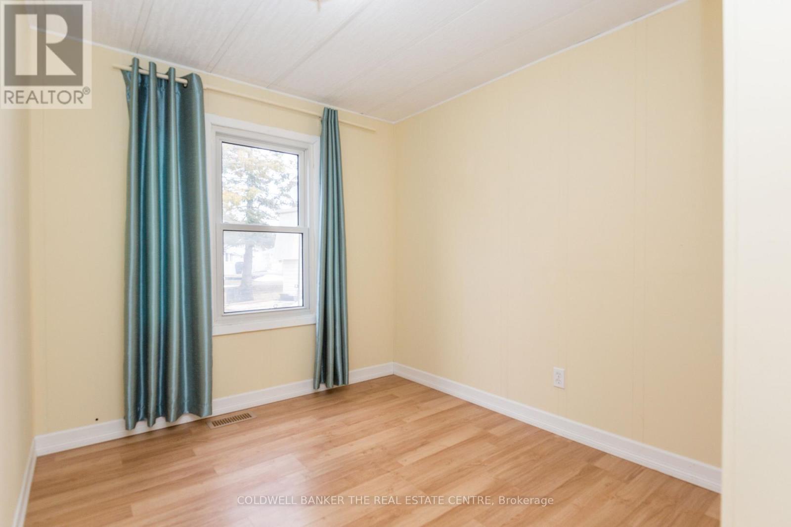 60 Linden Lane, Innisfil, Ontario  L9S 1P2 - Photo 26 - N12927260