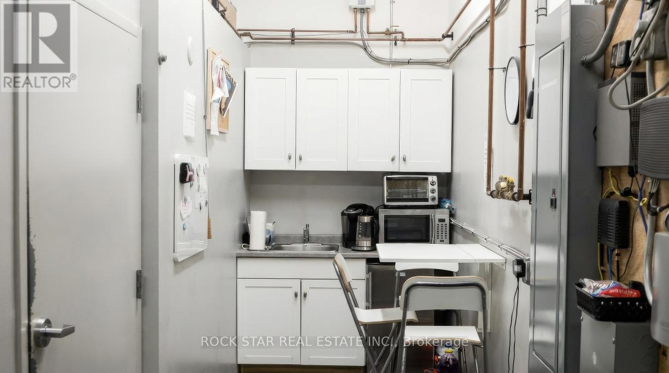 E8 - 2080 Appleby Line, Burlington, Ontario  L7M 4J6 - Photo 9 - W12927244