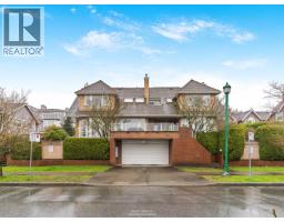 6 220 E KEITH ROAD, North Vancouver, British Columbia