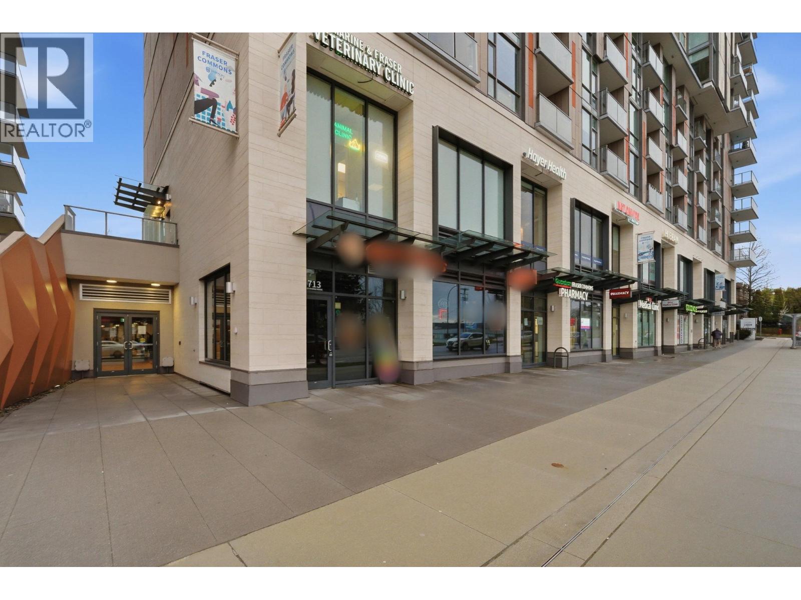 713 Se Marine Drive, Vancouver, British Columbia  V5X 2T8 - Photo 1 - C8077226