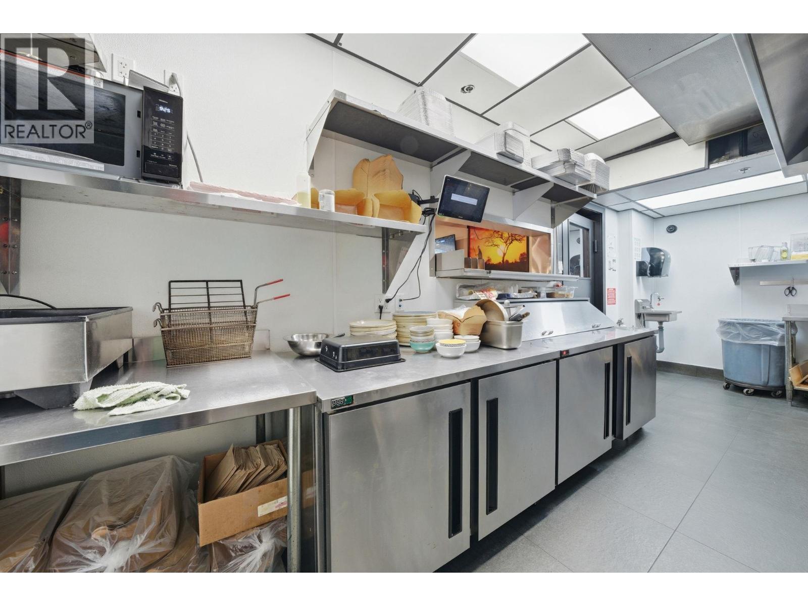 713 Se Marine Drive, Vancouver, British Columbia  V5X 2T8 - Photo 11 - C8077226