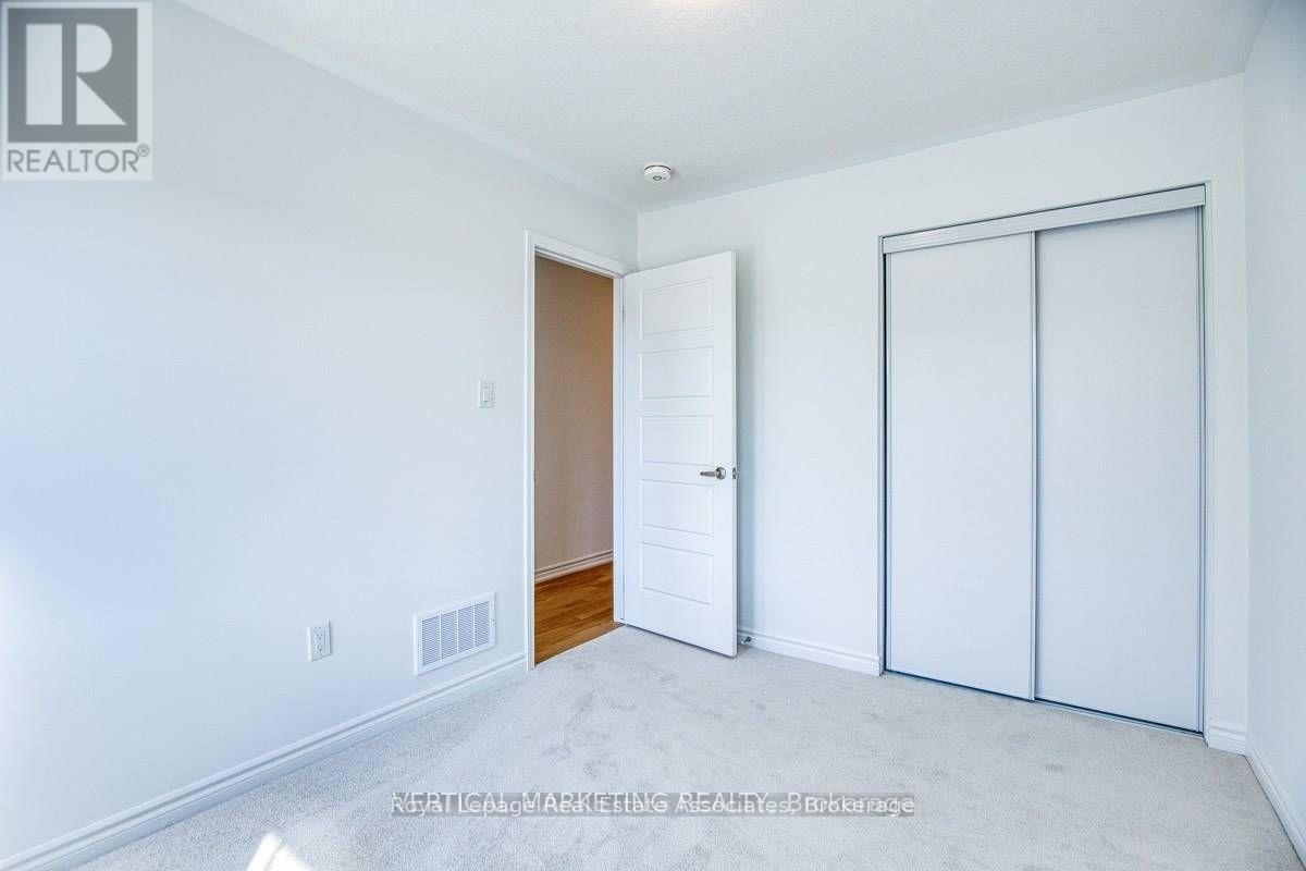 47 Routley Street, Kitchener, Ontario  N2R 0S2 - Photo 10 - X12927228