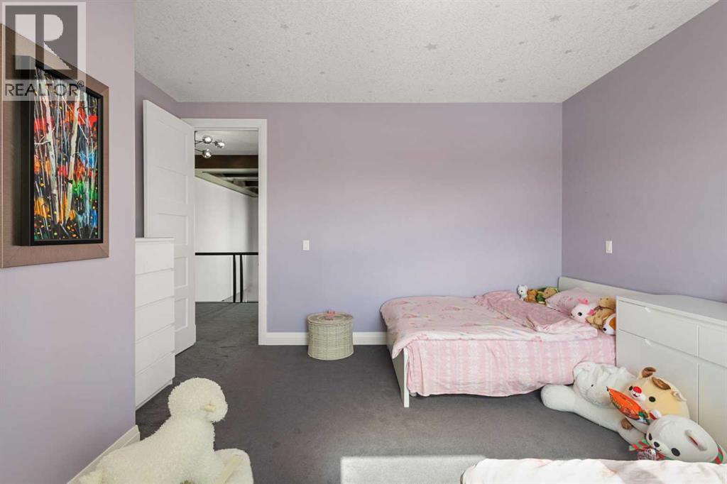 73 Wexford Crescent SW, Calgary, Alberta  T3H 0H1 - Photo 27 - A2296898