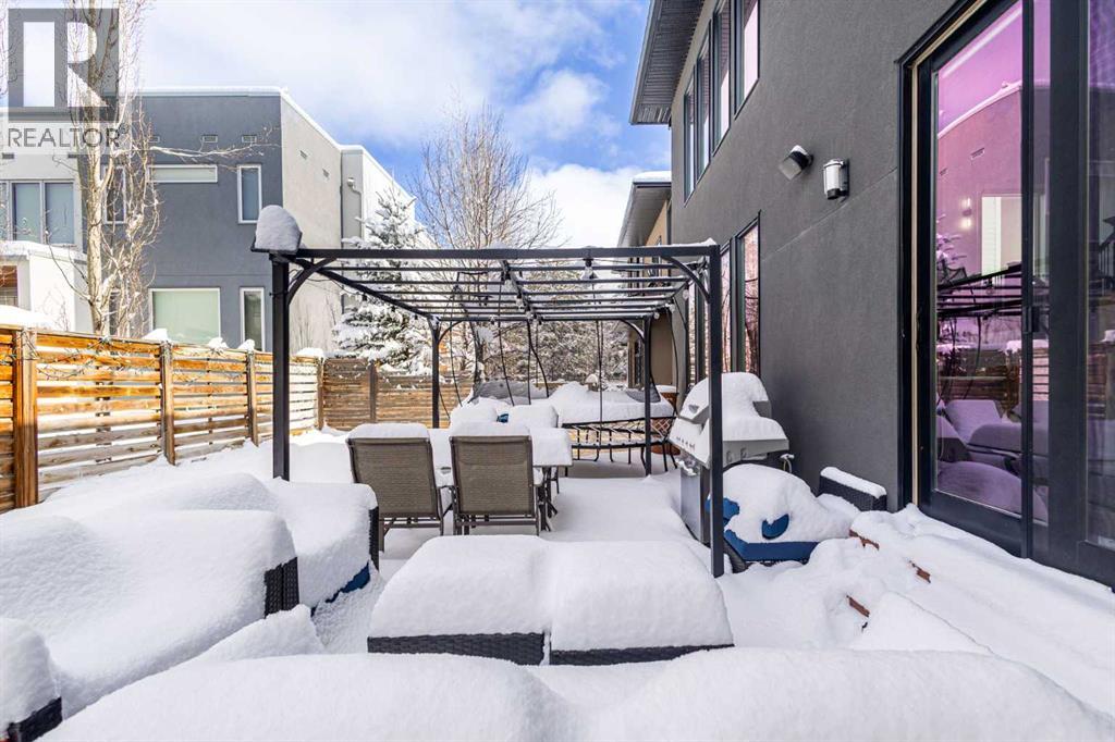 73 Wexford Crescent SW, Calgary, Alberta  T3H 0H1 - Photo 46 - A2296898