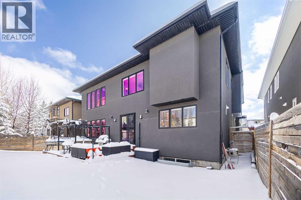 73 Wexford Crescent SW, Calgary, Alberta  T3H 0H1 - Photo 47 - A2296898