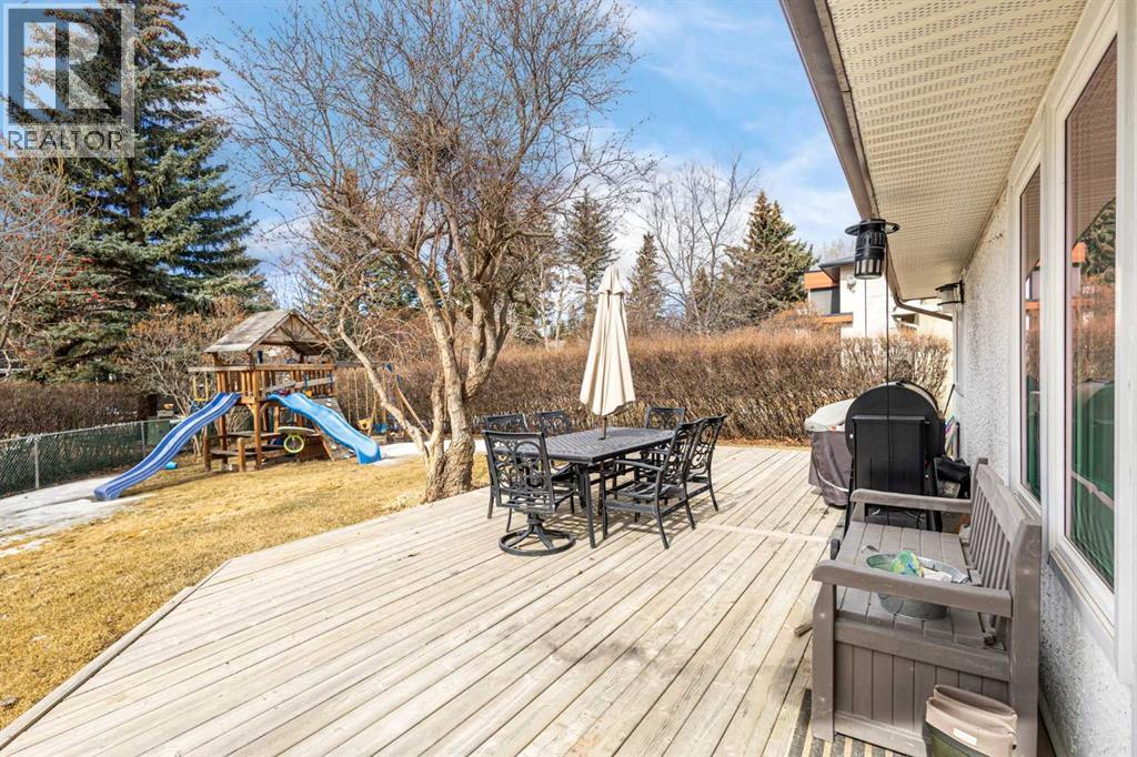 504 Varsity Estates Bay Nw, Calgary, Alberta  T3B 2W8 - Photo 43 - A2295009