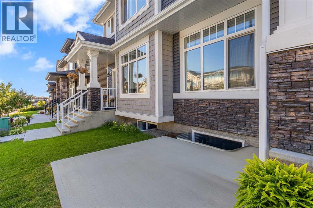 41 Sunrise Heights, Cochrane, Alberta  T4C 2R9 - Photo 2 - A2279702