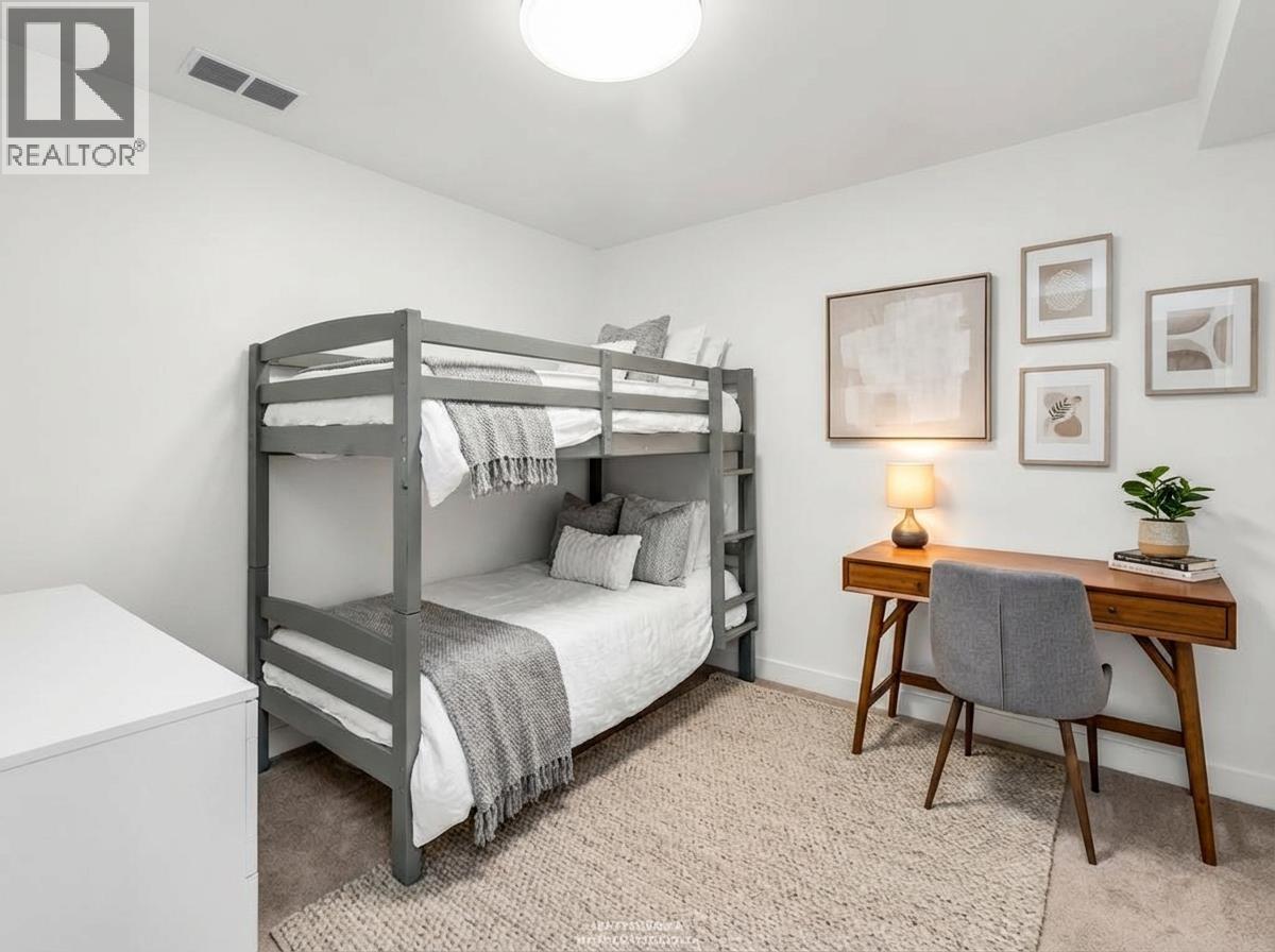 102 649 E 3rd Street, North Vancouver, British Columbia  V7L 1G6 - Photo 24 - R3104188