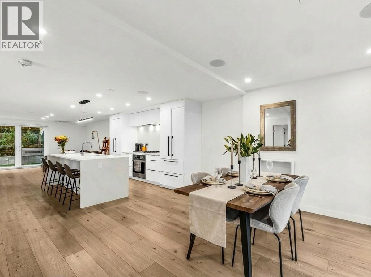 102 649 E 3rd Street, North Vancouver, British Columbia  V7L 1G6 - Photo 4 - R3104188