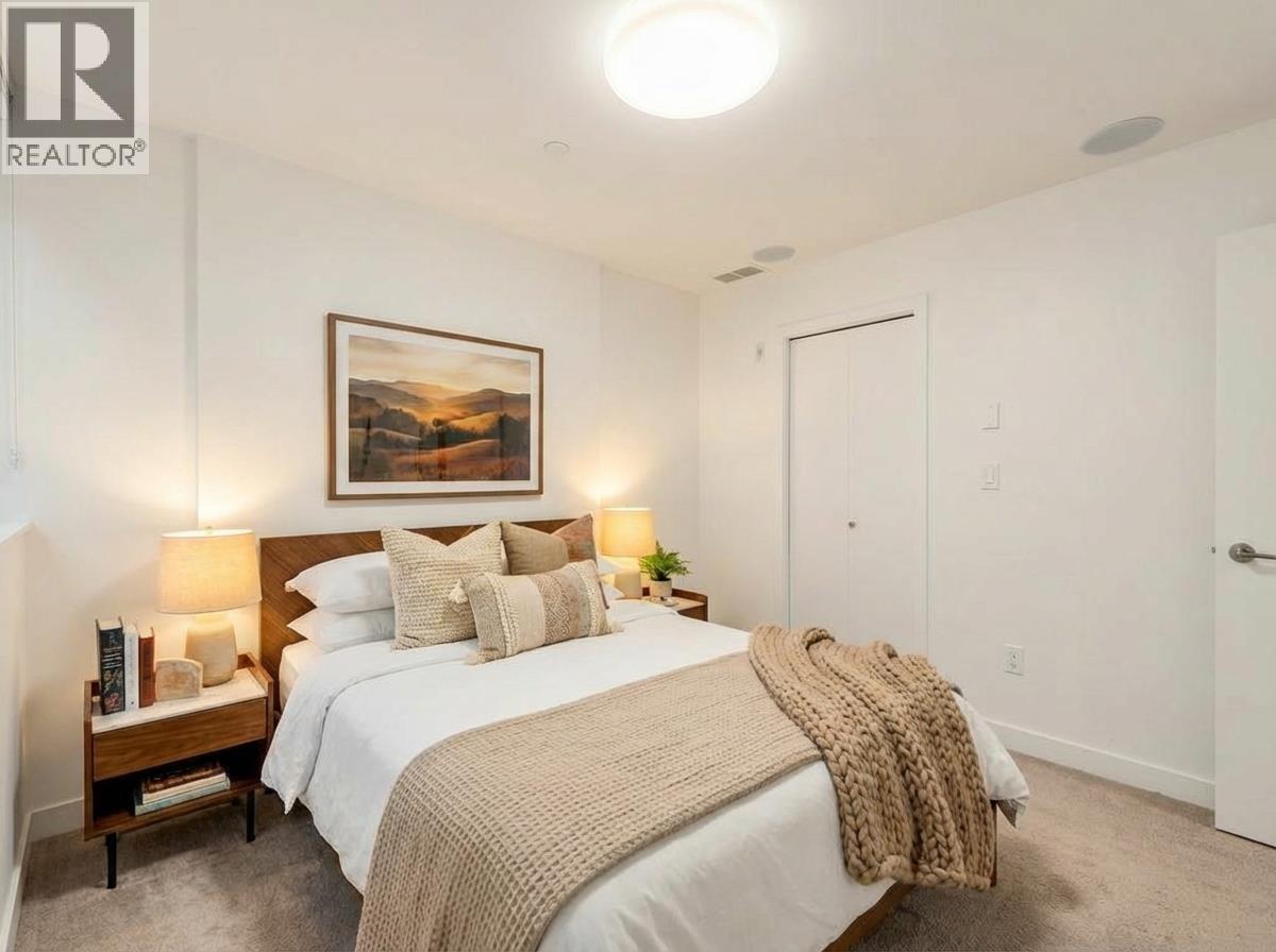 102 649 E 3rd Street, North Vancouver, British Columbia  V7L 1G6 - Photo 18 - R3104188