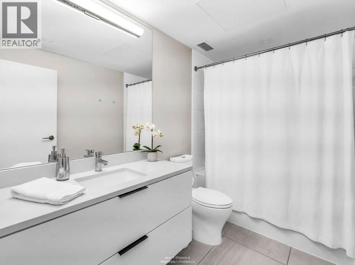 102 649 E 3rd Street, North Vancouver, British Columbia  V7L 1G6 - Photo 25 - R3104188