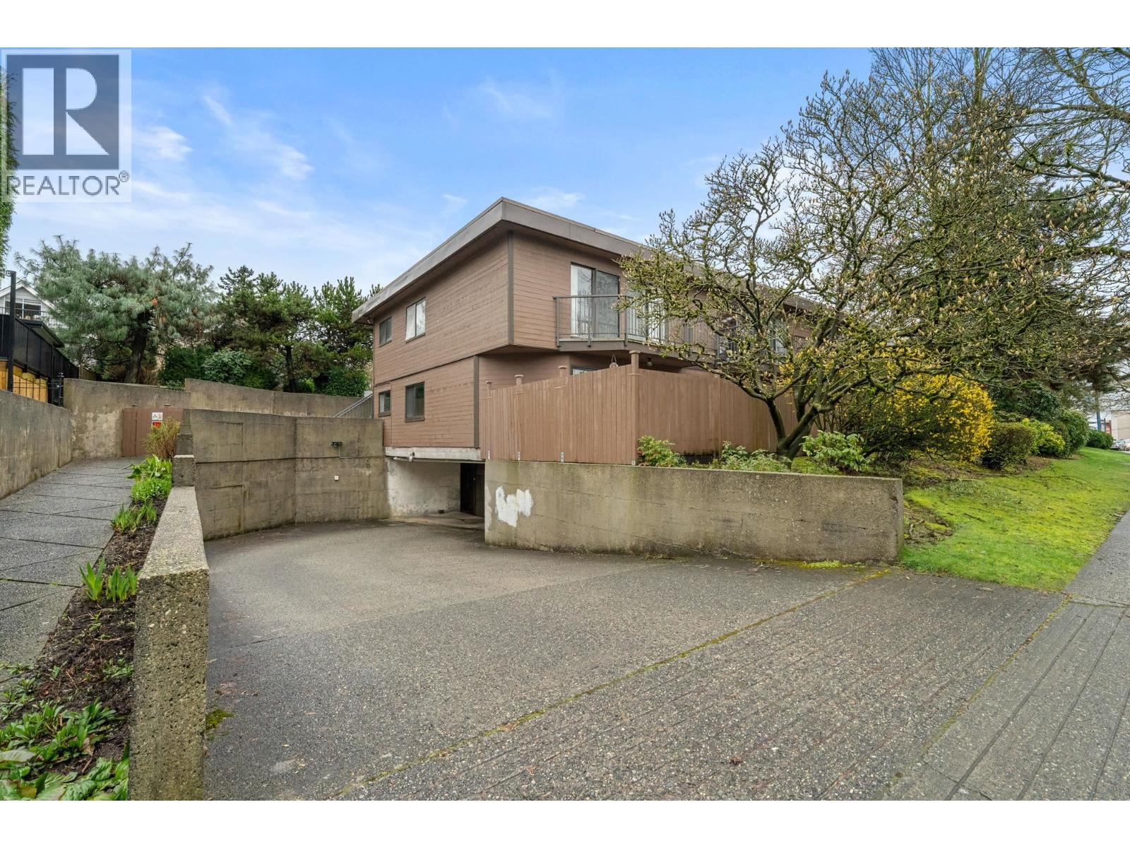 204 3136 Kingsway, Vancouver, British Columbia V5R 5K1 - Photo 39 - R3100378