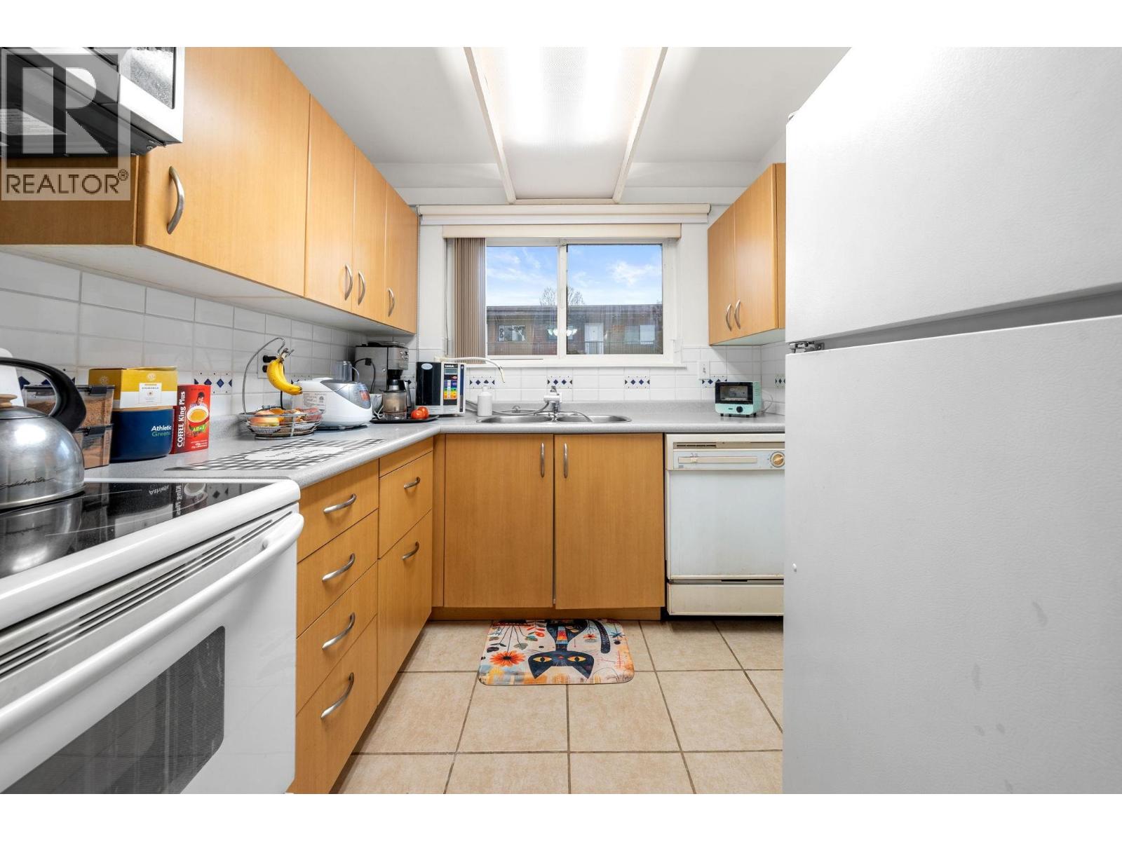 204 3136 Kingsway, Vancouver, British Columbia V5R 5K1 - Photo 27 - R3100378