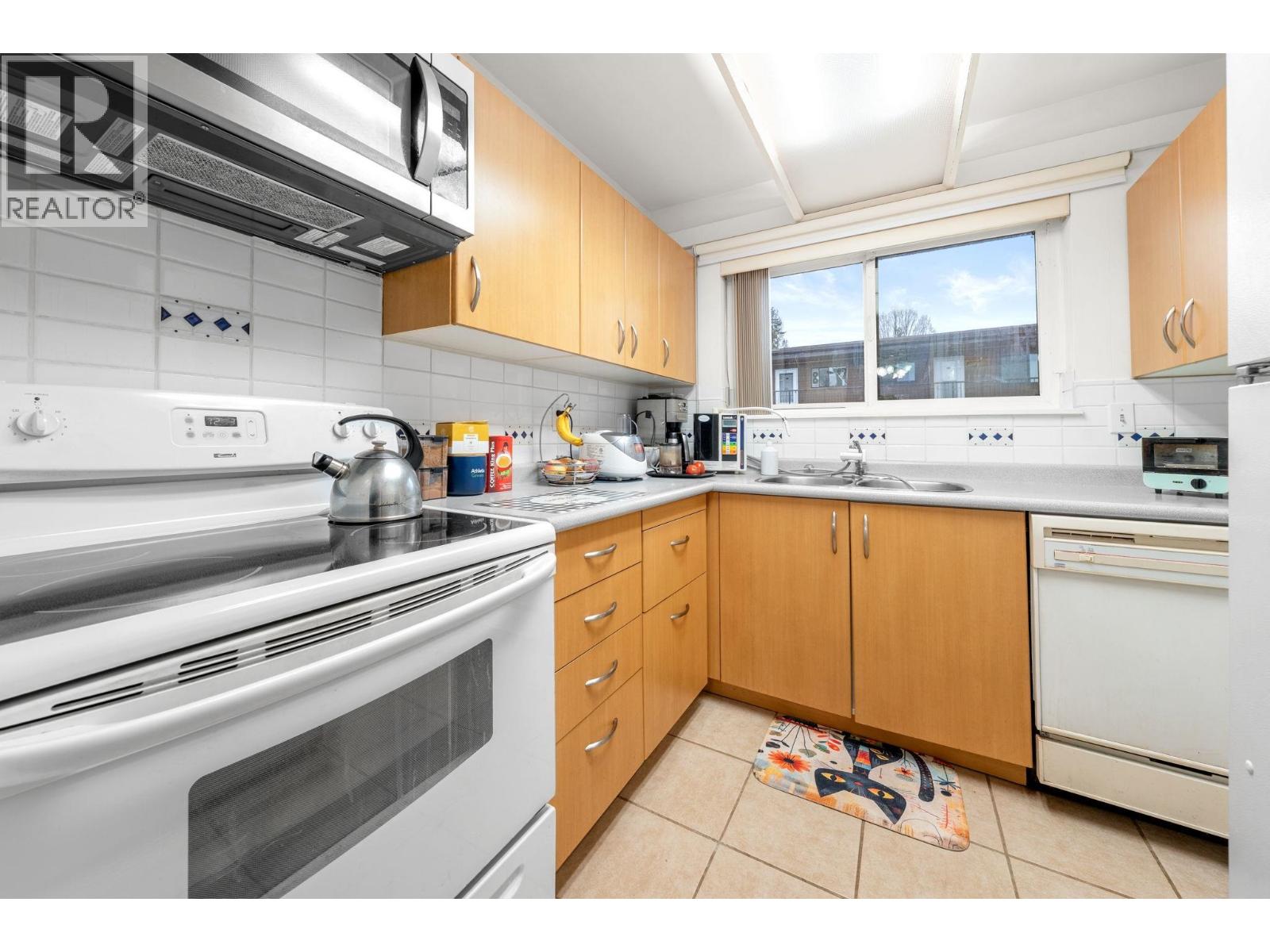 204 3136 Kingsway, Vancouver, British Columbia V5R 5K1 - Photo 24 - R3100378