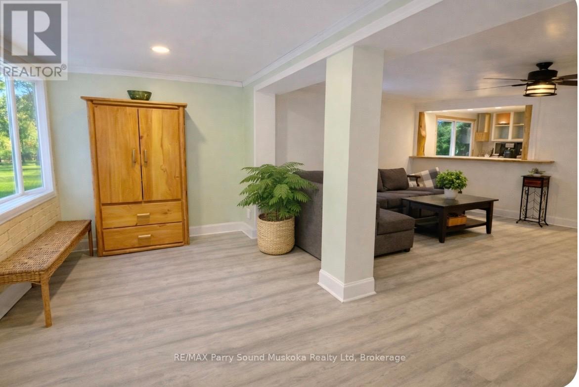 288 Rankin Lake Road, Seguin, Ontario  P2A 2W8 - Photo 9 - X12927154