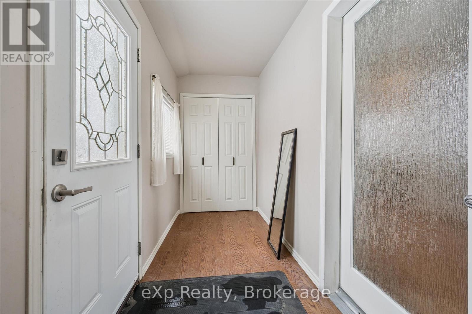 8 West Street, Perth East (Milverton), Ontario  N0K 1M0 - Photo 10 - X12927276