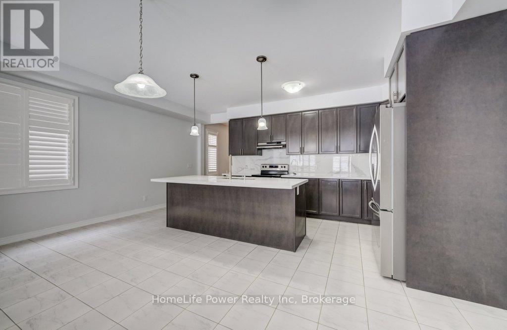 56 Reistwood Drive, Kitchener, Ontario  N2R 0N8 - Photo 11 - X12927302