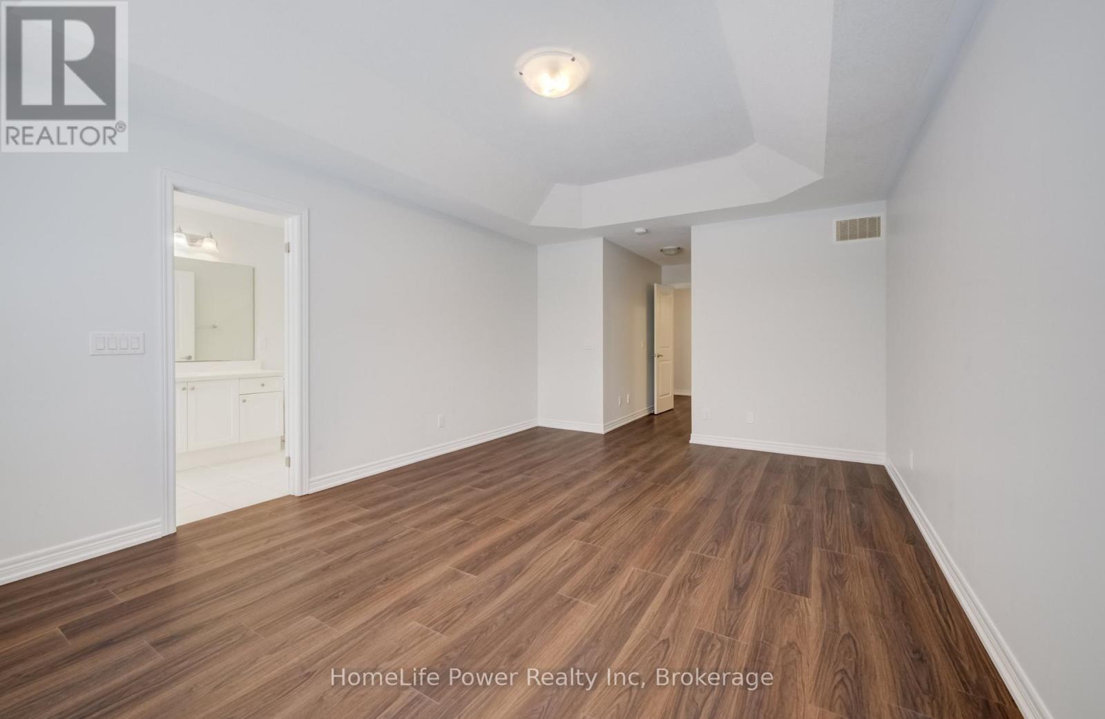 56 Reistwood Drive, Kitchener, Ontario  N2R 0N8 - Photo 22 - X12927302